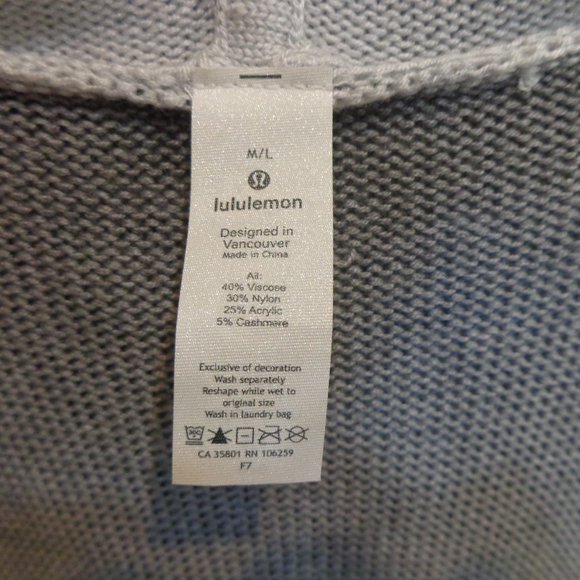 Lululemon Hooded Poncho Size M-L - Gray Color Block Tunic Sweater side vents - Picture 8 of 8
